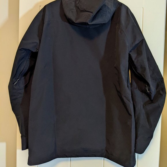 Men's Burton [ak]® GORE‑TEX® Cyclic Jacket (Like New - Medium) EUC - Picture 2 of 5